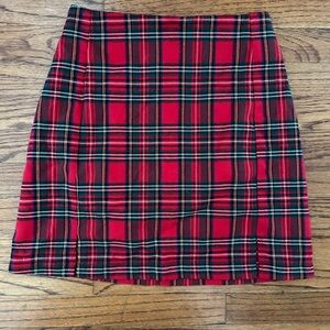 BRANDY MELVILLE RED PLAID SKIRT